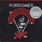 FOREIGNER – LIVE AT THE...